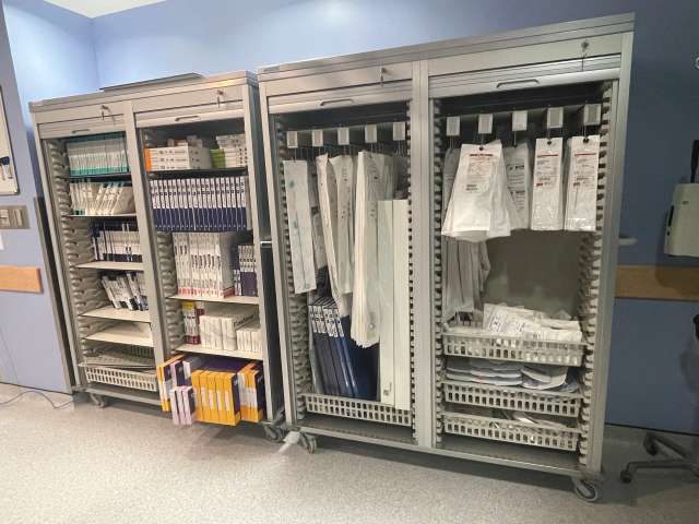 Aluminum medical supply cart for catheter storage