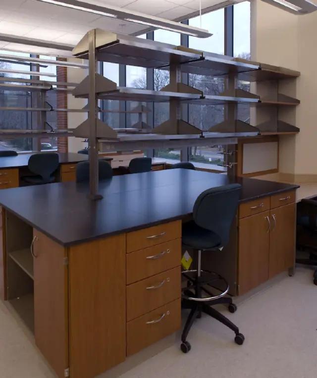 Lab casework