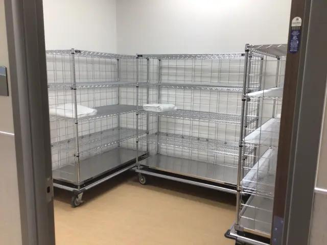 Mobile Wire Shelving